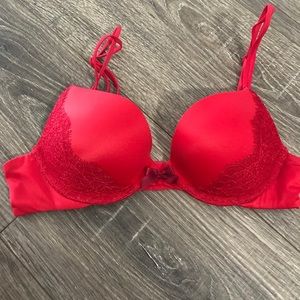 Victoria’s Secret Very Sexy Push Up